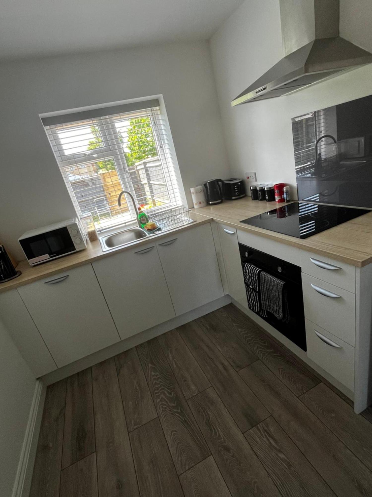 Newly Built One Bedroom Flat In Kidlington, Oxfordshire Exterior foto