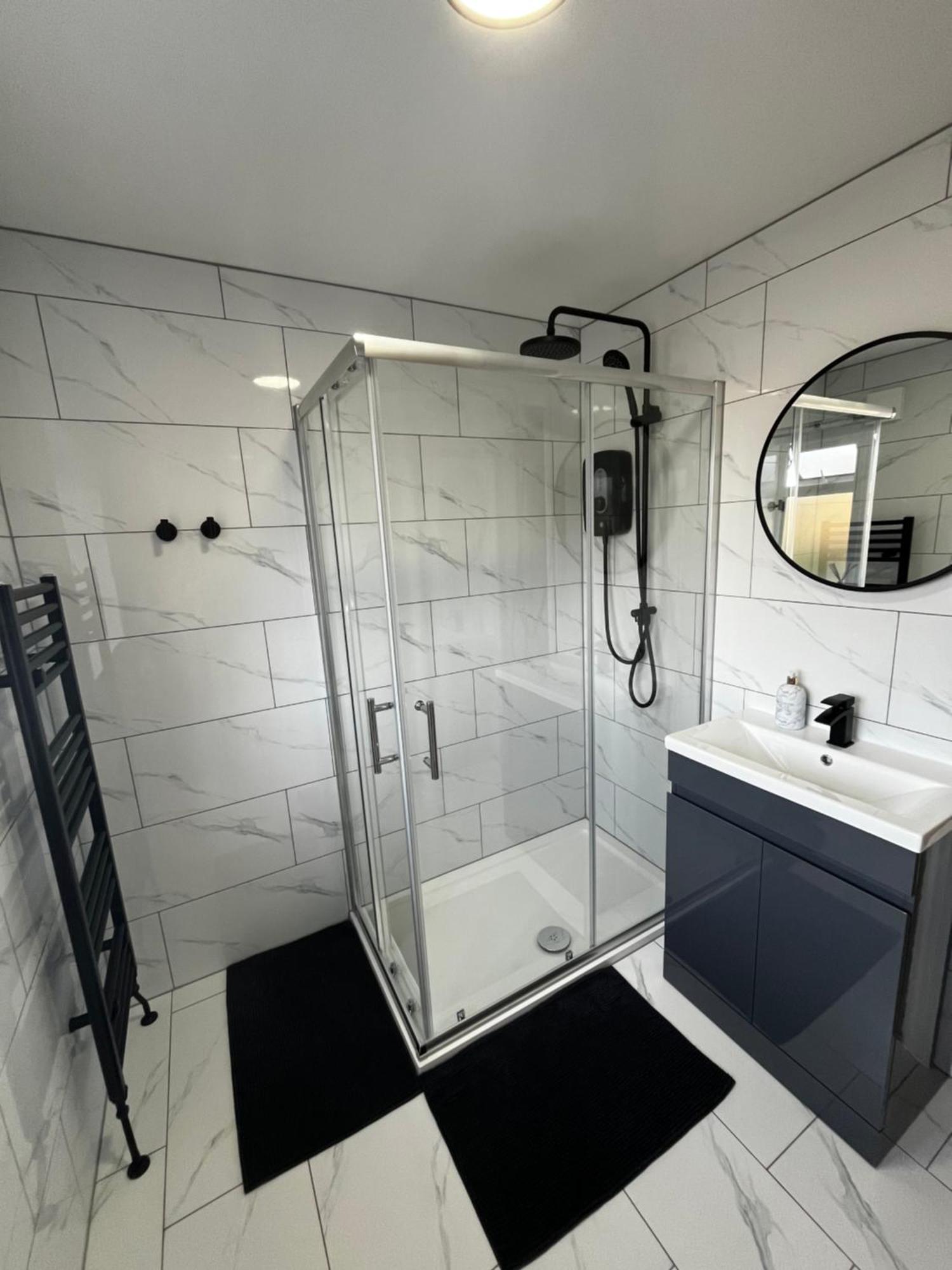 Newly Built One Bedroom Flat In Kidlington, Oxfordshire Exterior foto